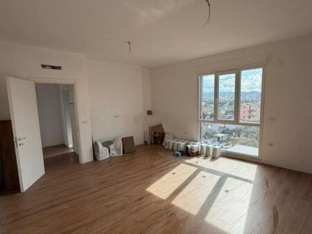 Apartment 1+1 for sale in Paskuqan