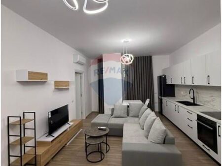 Appartamento 2+1 in vendita a Kamez