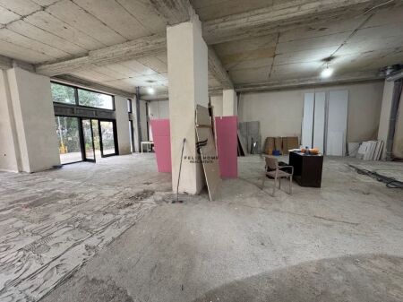 OFFICE FOR RENT 210 M2 RENT 1,400 EURO FH-64646
