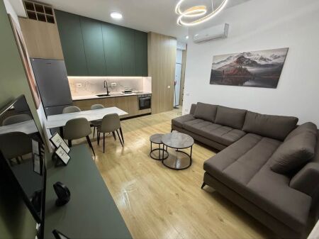 Affittasi appartamento 1+1 – Residenza Kadiu, Alidem