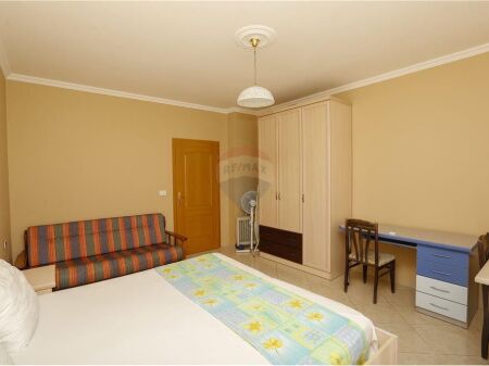 Appartamento 2+1+2 a Bllok