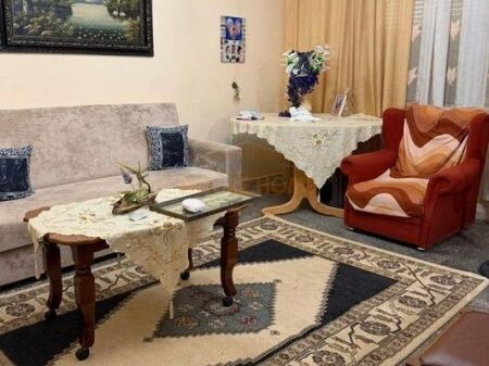 Qera, Apartament 1+1,Ish Parku i Autobusave