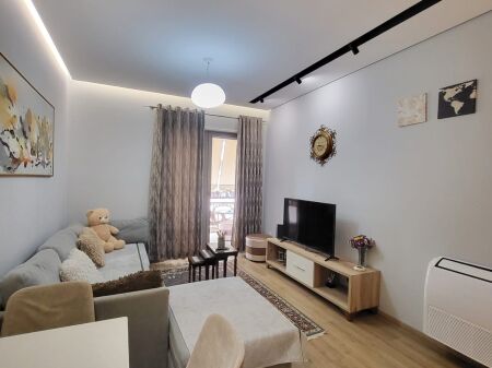 🏡 Jepet apartament 1+1 me qira te Kompleksi Delijorgji