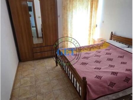 Jepet me qira , Apartament 1+1, Majestiku, Shkëmbi i Kavajës, Durrës