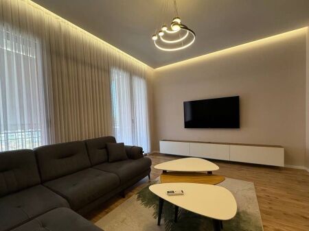 Apartament 2+1+post parkimi per qira tek Kompleksi Delijorgji