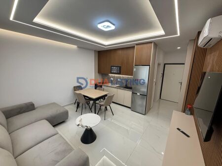 🏡 Qera Apartament 1+1 + 🅿️ në Zogu i Zi