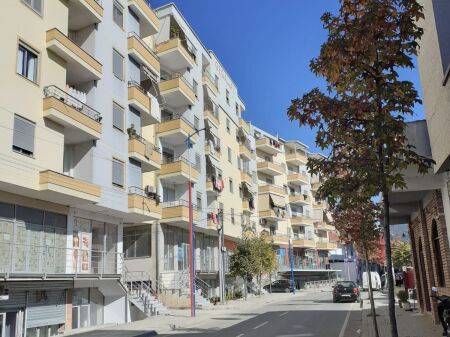 Shitet Apartament 2+1+2 Tualete + 1 Ballkon – 107 m²
