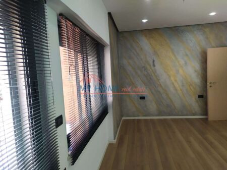 Office for rent in Bllok Tirana