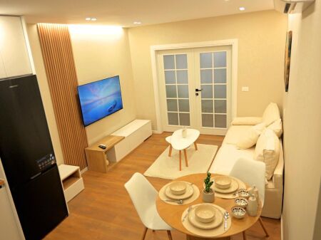 Via Elbasan 1+1 Affittasi (Ristorante Pireo)