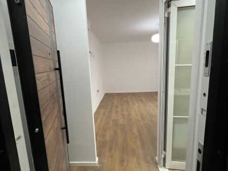Apartament 1+1 Tregu Elektrik