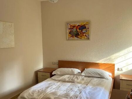 Jepet Me Qera Apartament 1+1+1 Ballkon