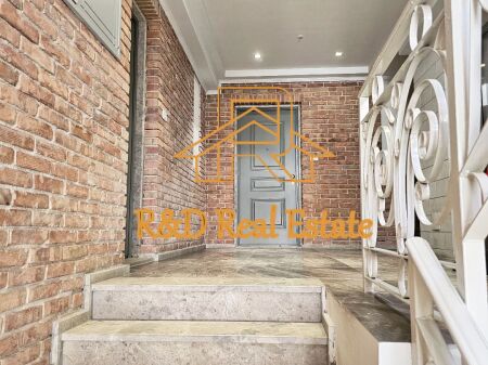 🏢 OFFICE FOR RENT – Near RTSH & Artistic High School74