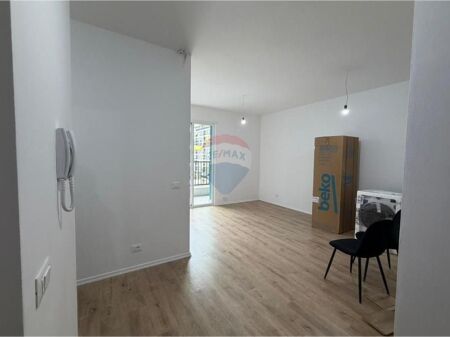 Apartament 2+1+2 për qira në Univer City