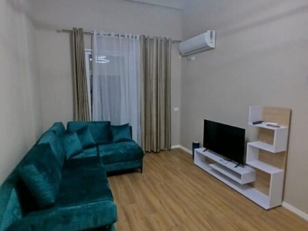 Apartament Me Qera 1+1 tek Kompleksi Golden Park (ID B210881) Tirane.