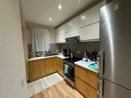 APARTAMENT ME QIRA 1+1