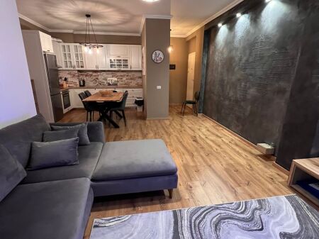 For rent 2+2 furnished Botanical Garden 850 wu