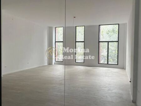 Rent | Business Premises | Kavaja Street | 1400 €/month