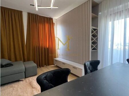 Apartament 2+1 Me Qira në Plazh Hekurudha, Durrës - 600€ | 85 m²