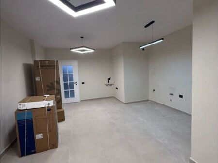 APARTAMENT ME QERA 2+1 KODRA E DIELLIT 75.000 LEKE FH-64738