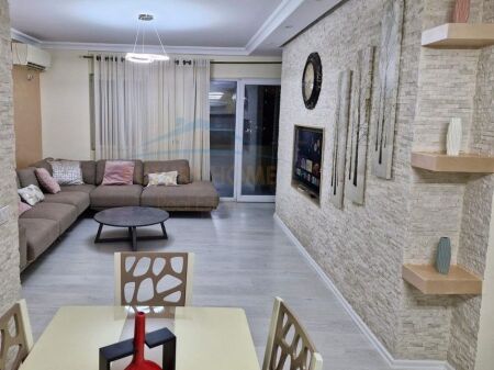 In vendita, Appartamento 3+1+2, Porcelan