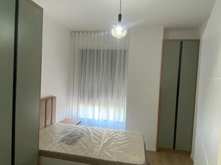 Appartamento 2+1+1 con Balcone in Affitto