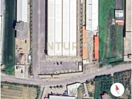 VENDITA SUPER CAPANNONE, SULLA STRADA SECONDARIA PLEPA-NDROQ! 5,500,000 € 
