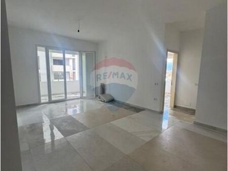 Apartament - Për Shitje - Pallatet e Verdha, Tiranë ID: 530551001-377