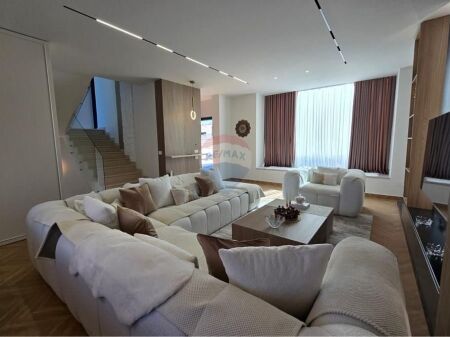 Vilë - Për Qira - Farkë, Tiranë