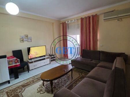 Qira, Apartament 3+1+2 Tualete, Kompleksi Rotondo Plepa, Durres,,,,,