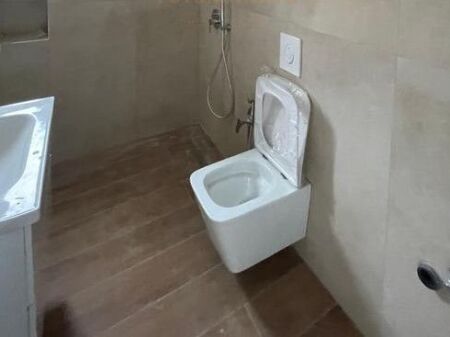 For sale, Apartment 1+1+Wardrobe, Electric Market, Tirana.