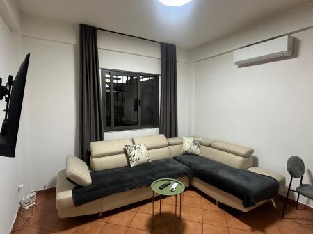 Qera, kat vile 1+1, Rruga e Elbasanit, Tirane