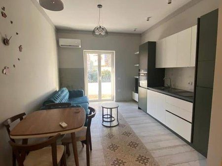 Apartament 2+1 me Qira në Rrugën e Durrësit, 650 Euro
