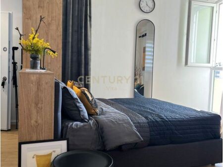 Monolocale con Vista Mare sulla Spiaggia in Vendita!