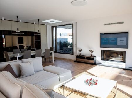 3-storey villa for rent