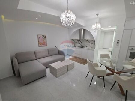 Apartament 1+1 per qira te Eleonora