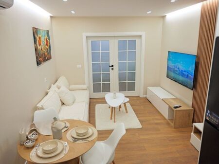 Apartament 1+1 per qira