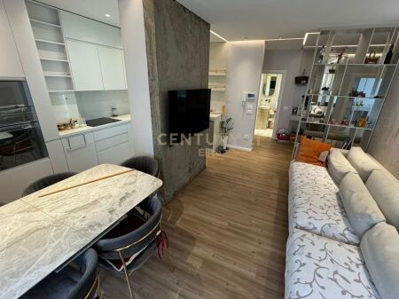 Appartamento in affitto 2+1 a Pazari i Ri