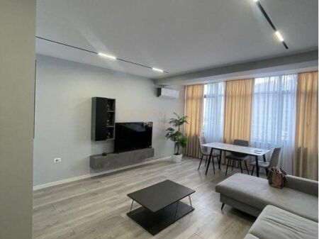 2+1 apartment for sale at 21-Dhjetori