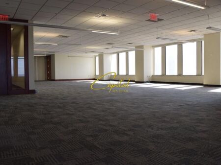 BUSINESS PREMISES FOR RENT 2000 M2 CASA ITALIA 10,600 EURO