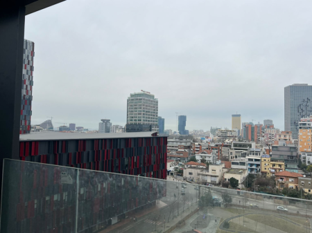 🏢 Appartamento 3+1+2 + Deposito in Vendita – Vertical Forest, di fronte allo Stadio Air Albania