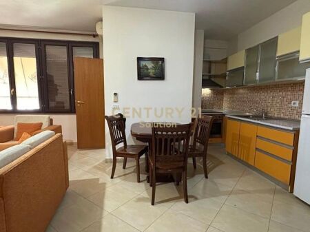 Dupleks in affitto, Comune di Parigi - vicino al parco giochi