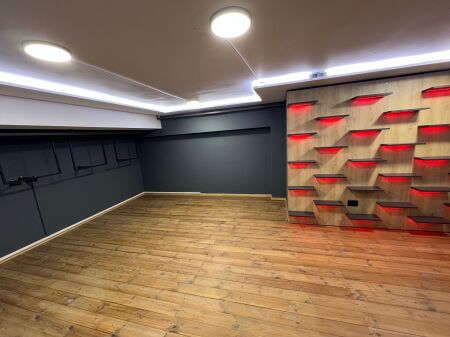 Ambient me qira te Hotel Marinaj Astir