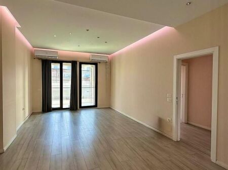 Appartamento 2+1+2 in vendita a Square 21