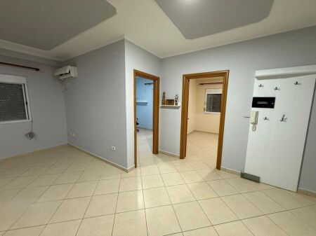 JEPET PER QIRA APARTAMENT 2+1 TE '4 DESHMORET'!