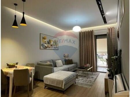 Apartament 1+1+parkim me qira në Delijorgj