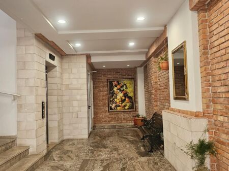 UFFICIO IN AFFITTO VICINO A RTSH O AL LICEO