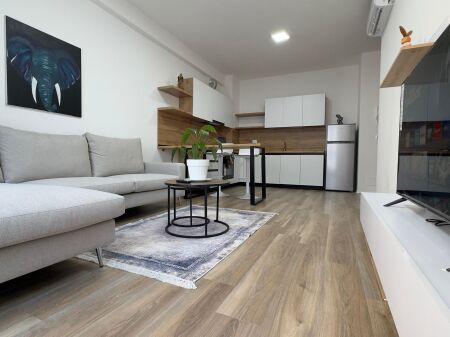 Jepet me qera apartament 1+1 Residenca aura