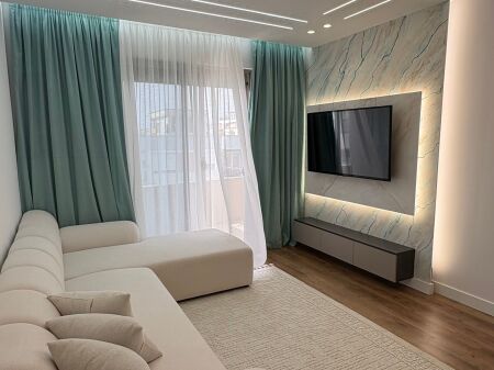 shitet apartament 1+1 i mobiluar Astir