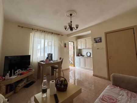 Apartament me qira 2+1+Parkim, Restorant Durresi