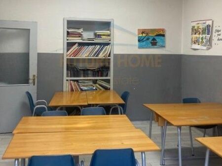 Qera,Ambjent Biznesi, Bllok, Tirane